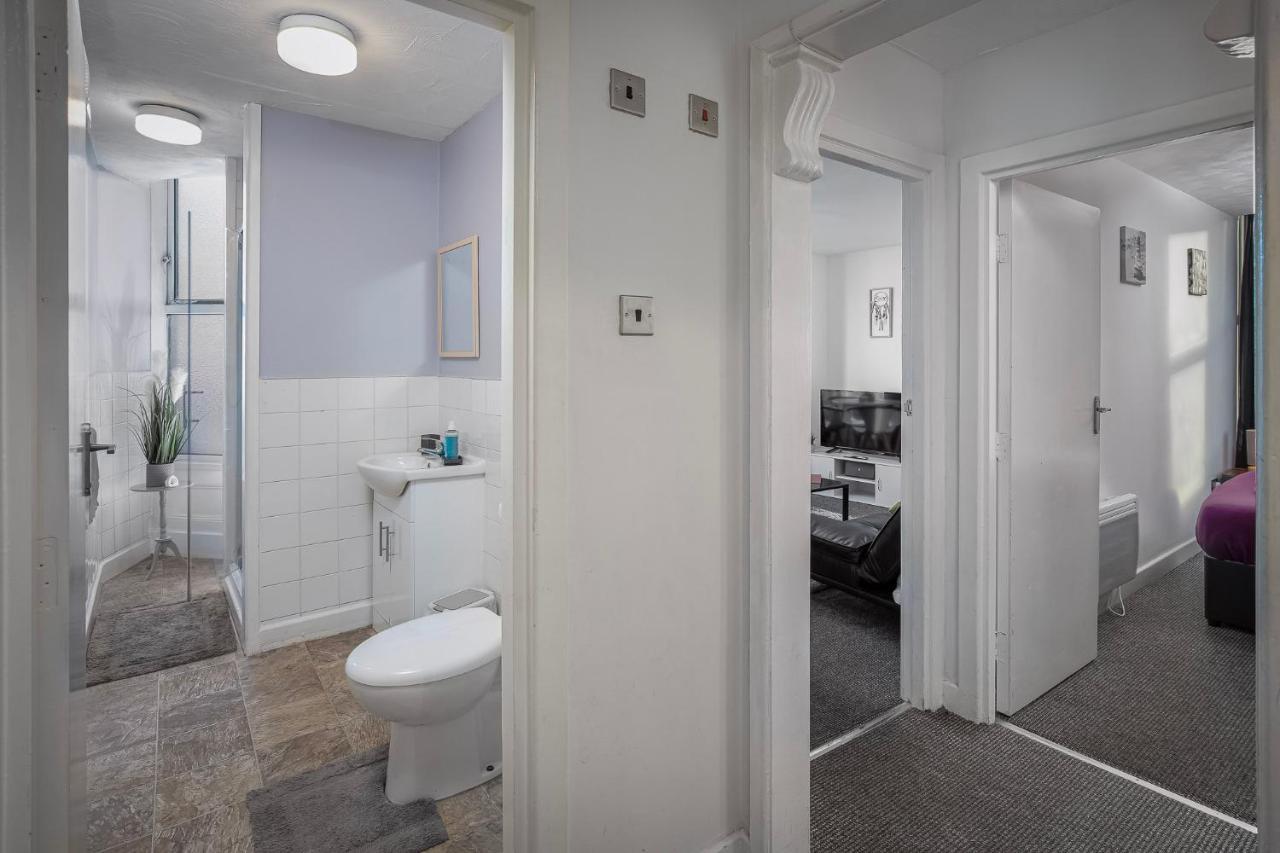 02 Springfield - Sleeps 6 Appartamento Blackpool Esterno foto