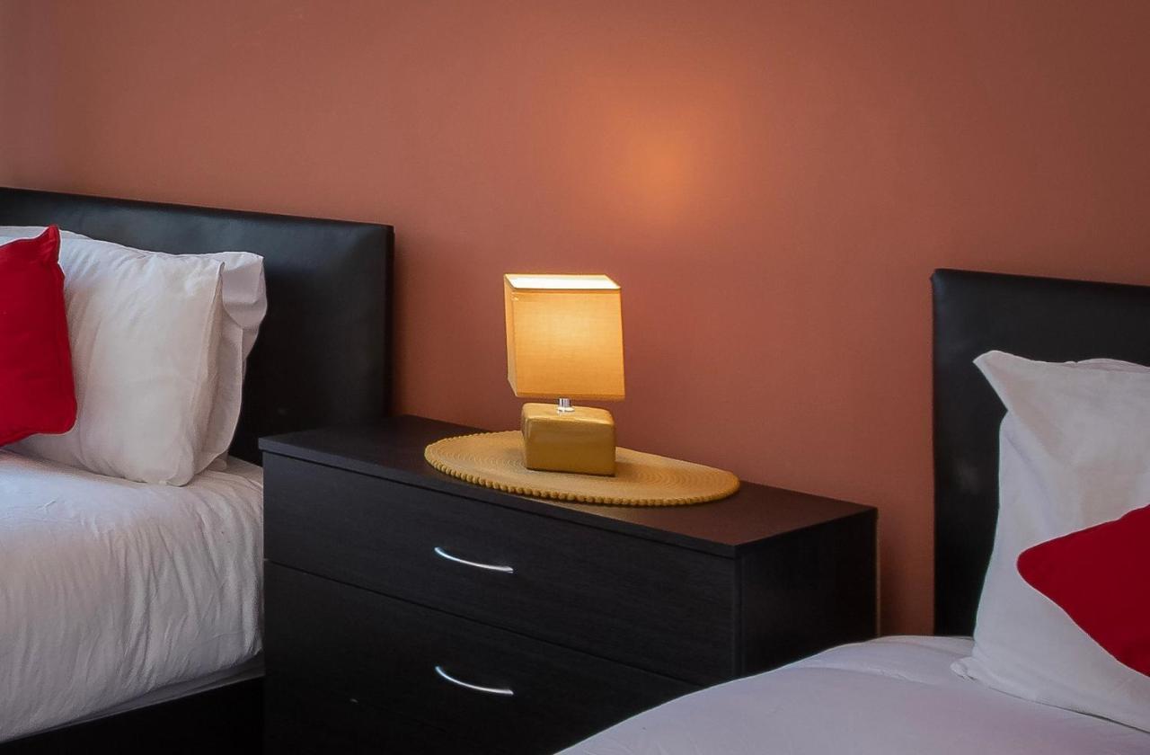 02 Springfield - Sleeps 6 Appartamento Blackpool Esterno foto